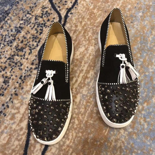 Luxury Fashion designer wedding Shoes for Men black tassels with rivets flat shoes Man Party dress Formal prom business shoes